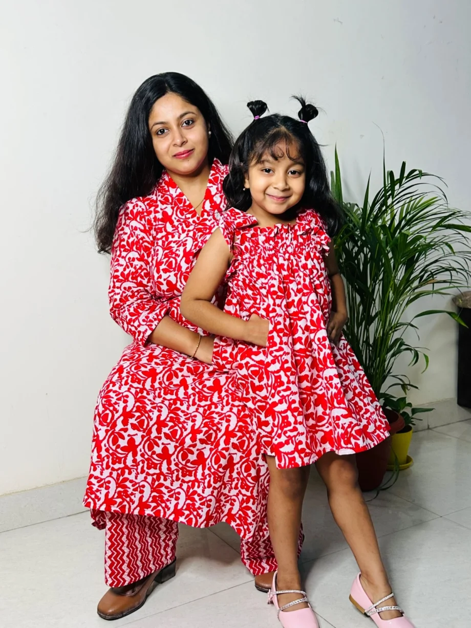 Saheli- Matching Mother-Daughter outfit